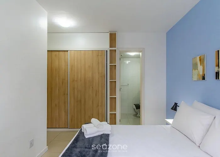 Apartamento Apto. C/ Varanda E Churrasq. Privativa Mtza0204 *