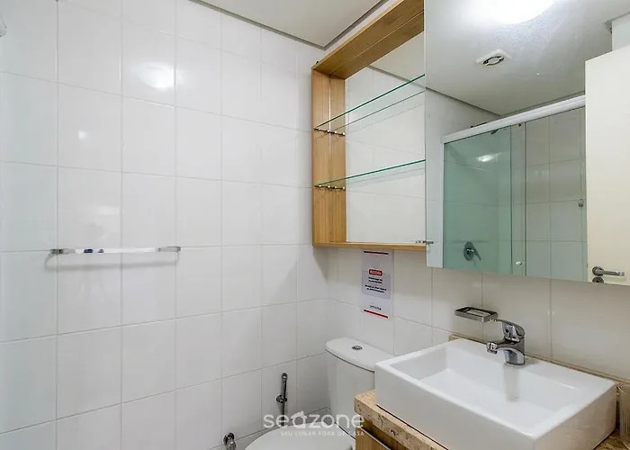 Apartamento Apto. C/ Varanda E Churrasq. Privativa Mtza0204 *
